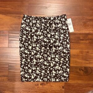Lauren Ralph Lauren Brown & White Floral Skirt Size 2P NWT